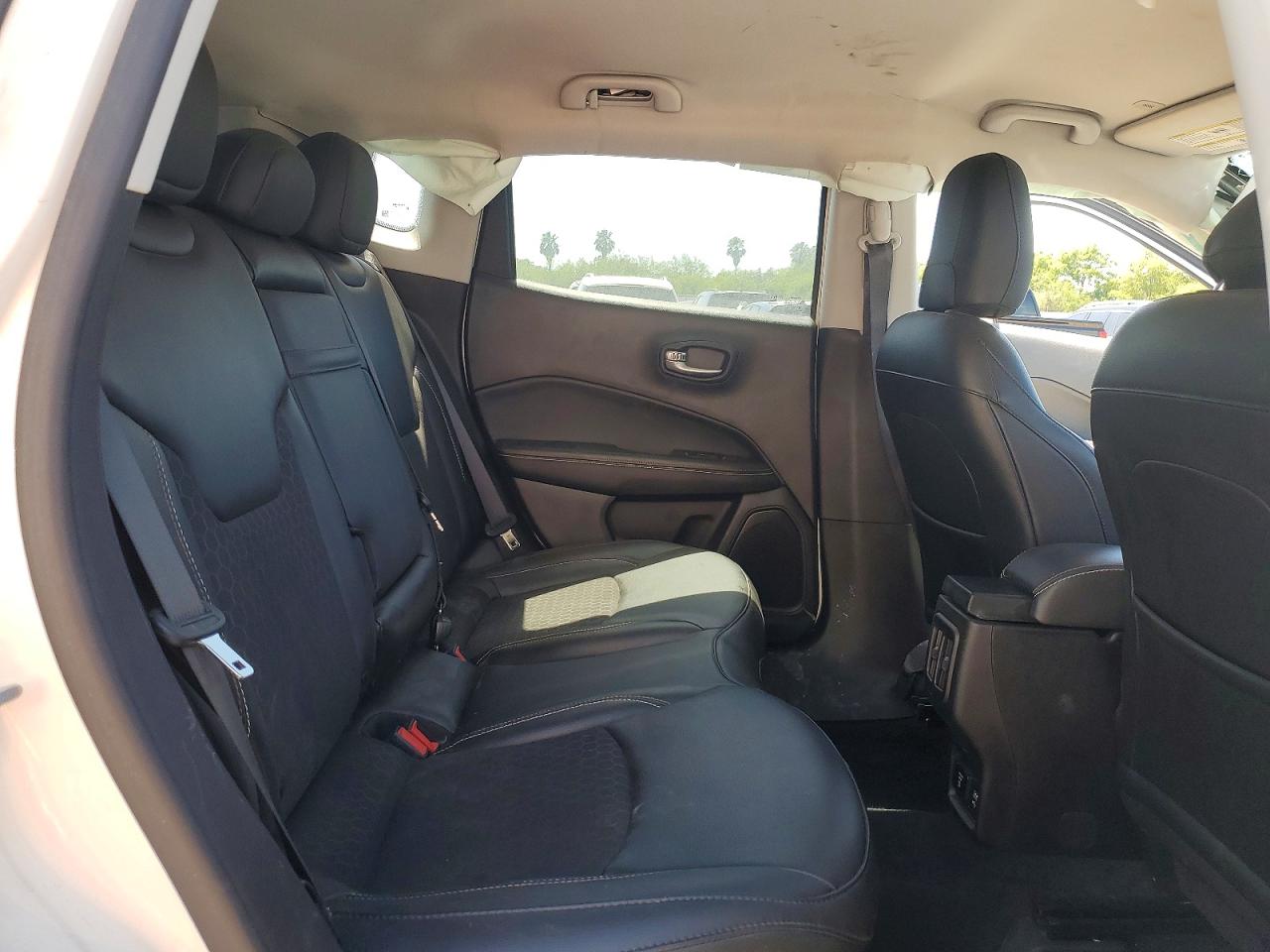 Jeep Compass Latitude