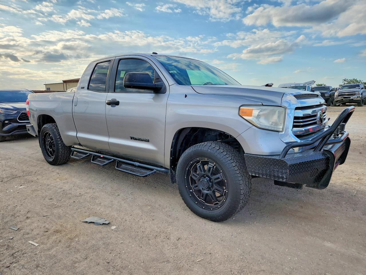 Toyota Tundra Sr5
