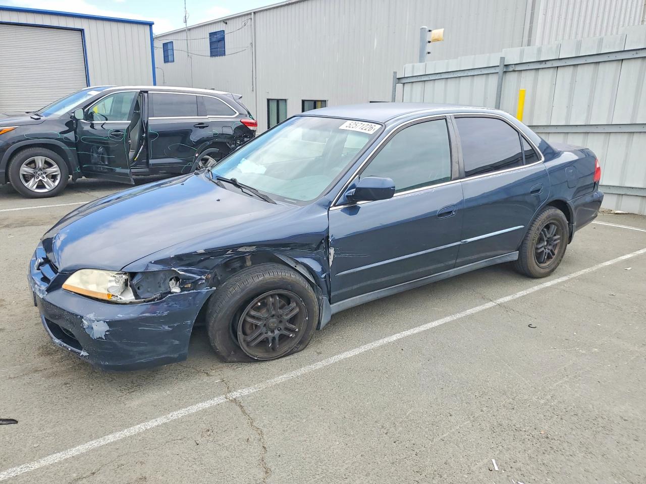 Salvage Honda Accord Image
