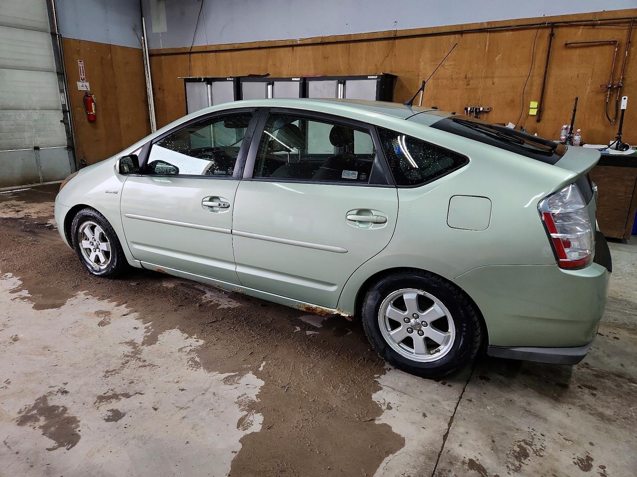 Toyota Prius Base
