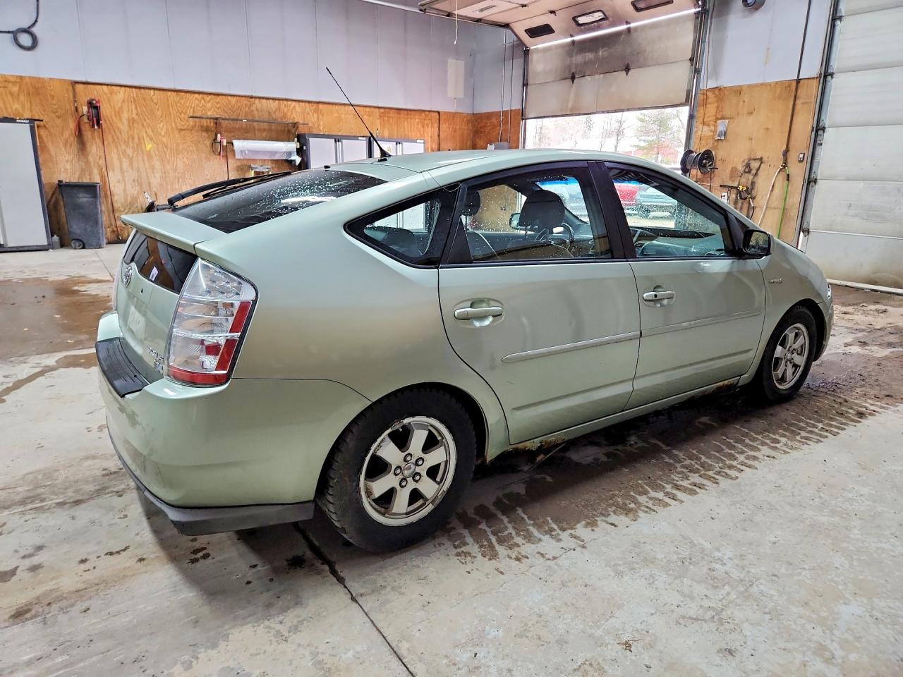 Toyota Prius Base