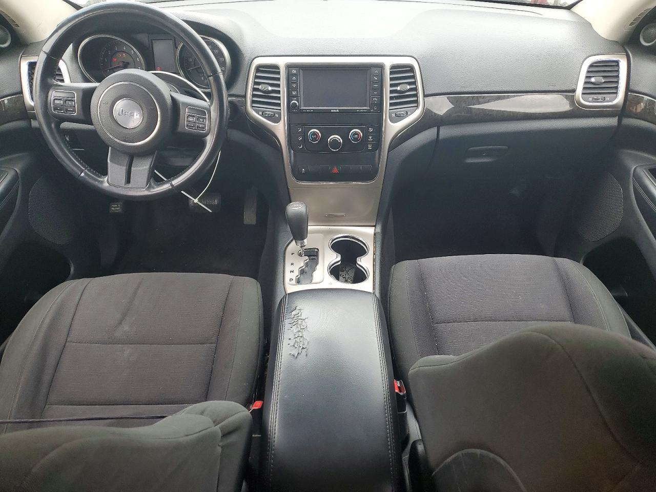 Jeep Grand Cherokee Laredo