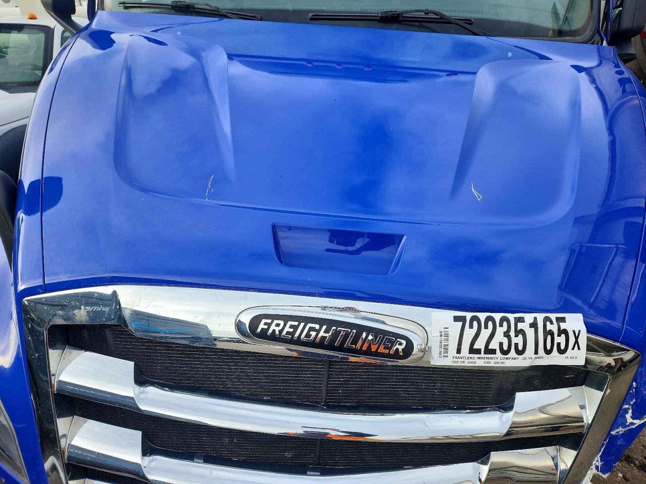 Freigliner Cascadia 116