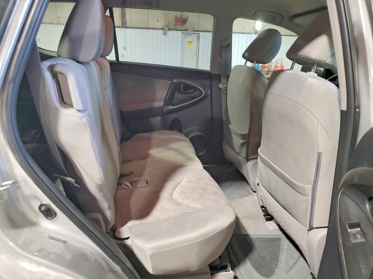 Toyota RAV4 Base