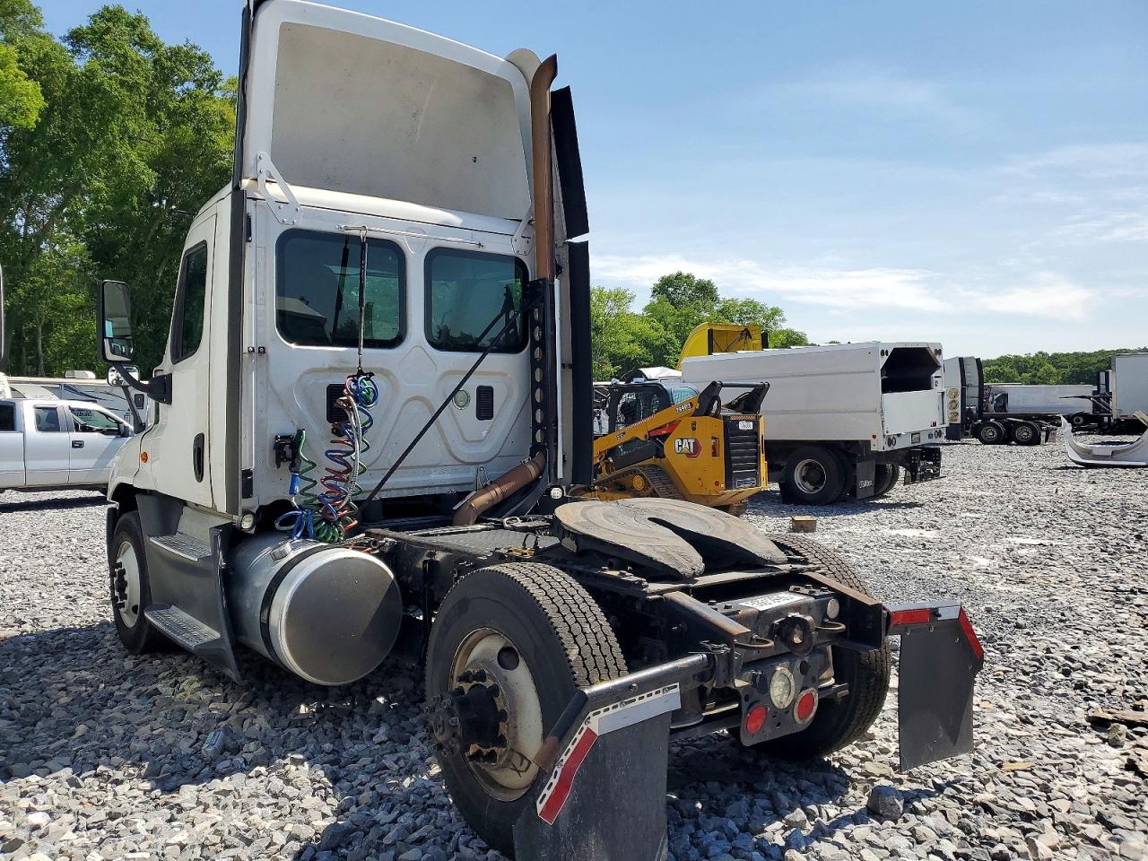 Freightliner Cascadia 125