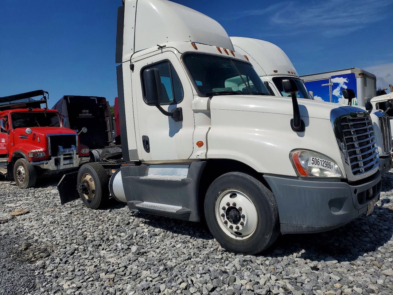 Salvage Freightliner Cascadia 125 Image