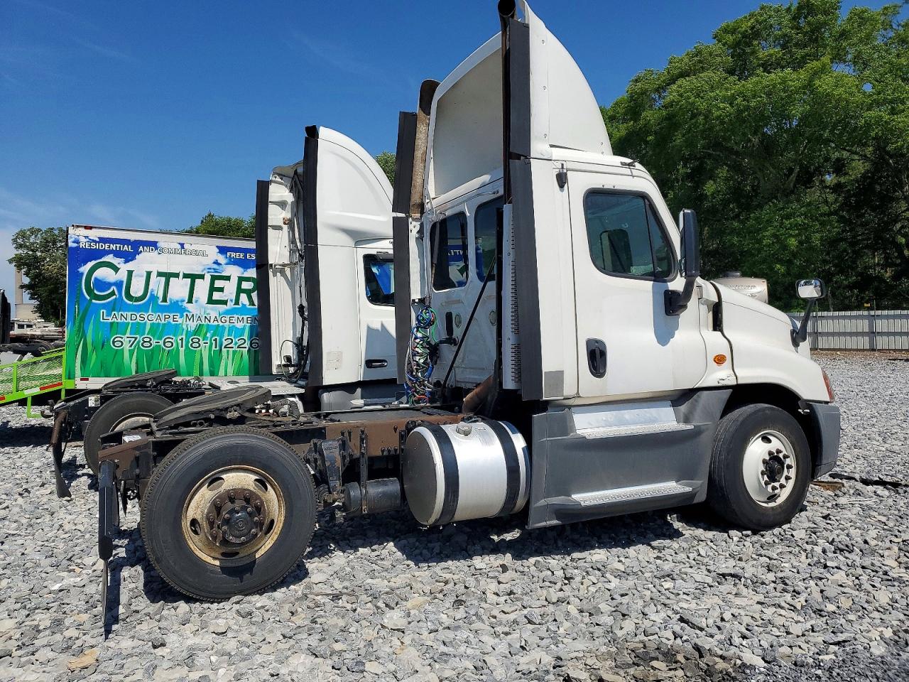 Freightliner Cascadia 125