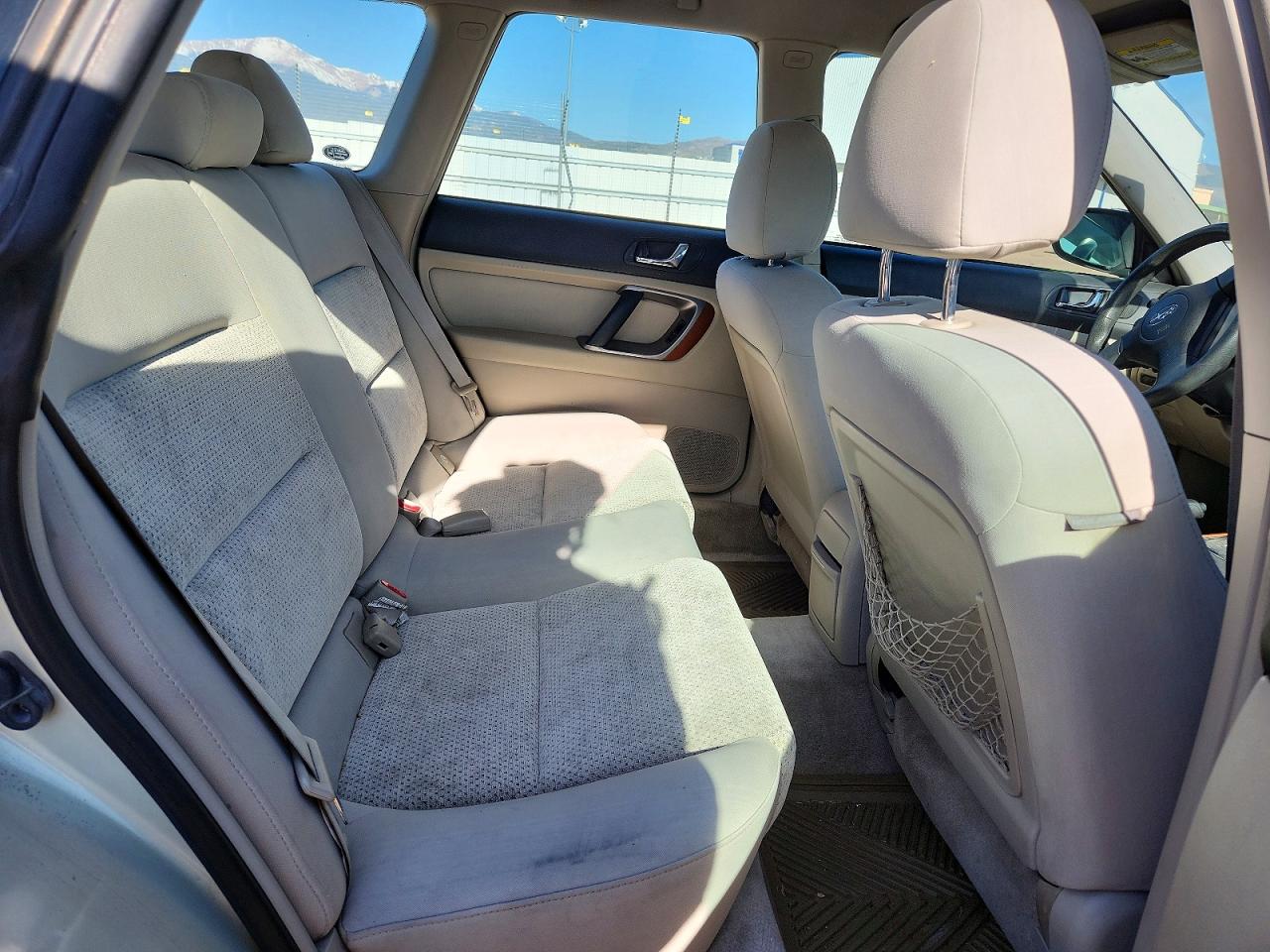 Subaru Legacy Outback 2.5i