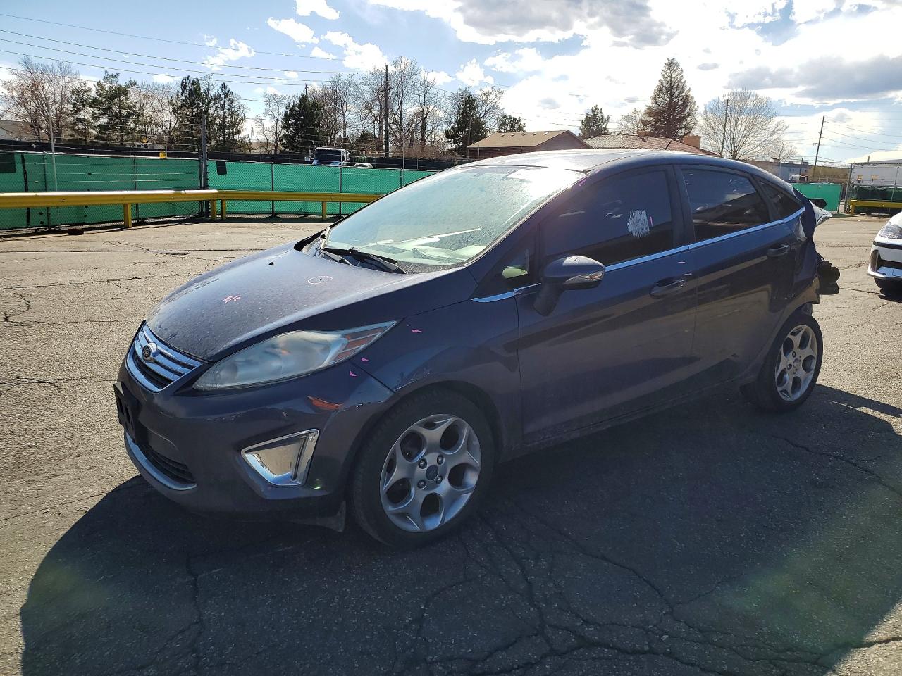 Salvage Ford Fiesta Image
