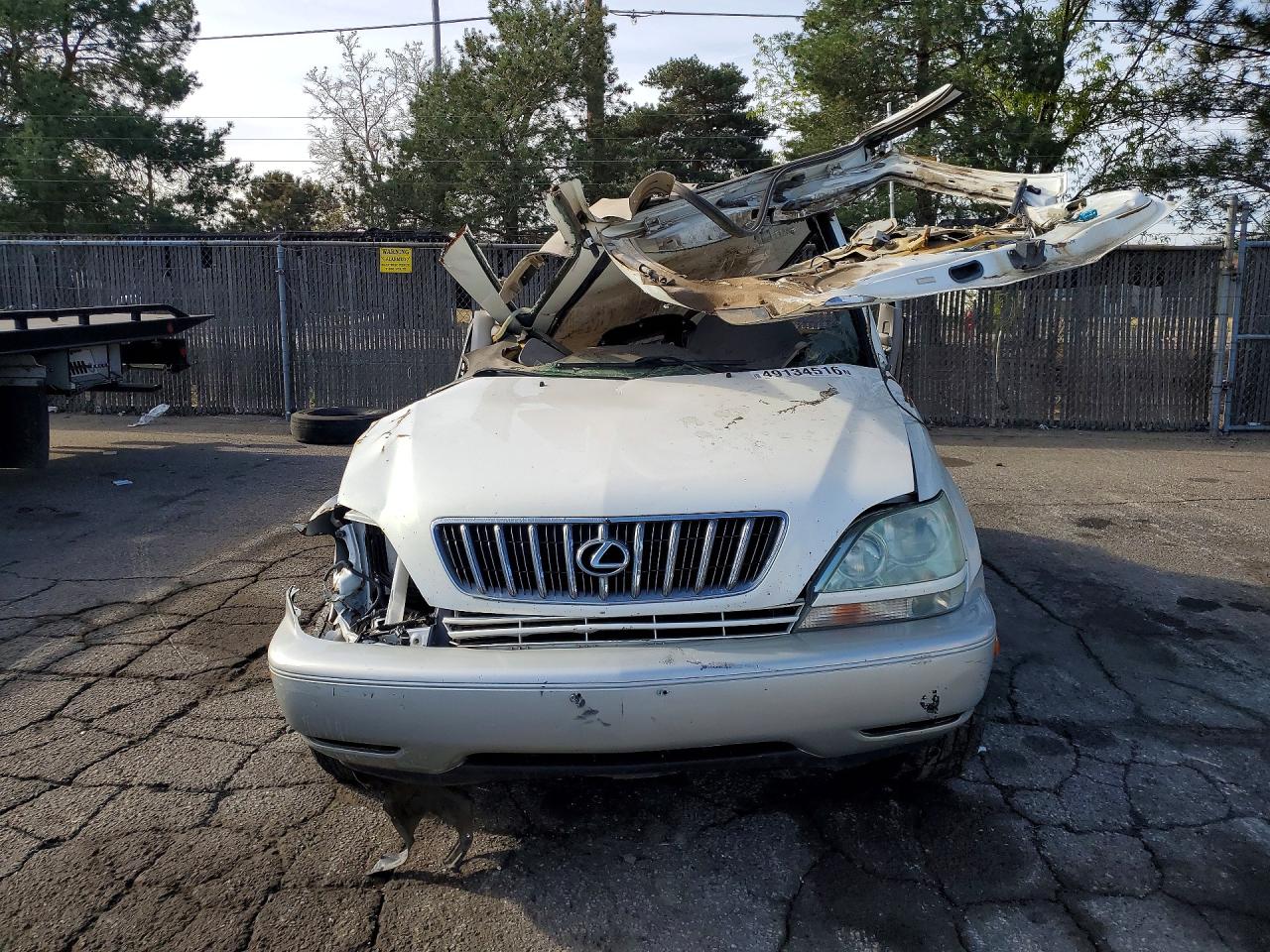 Lexus RX Base
