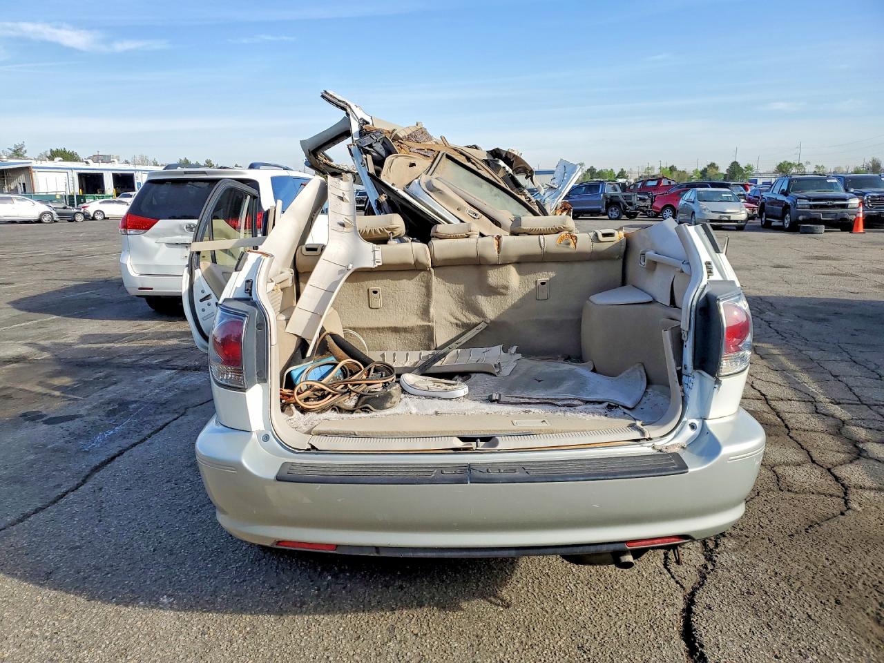 Lexus RX Base