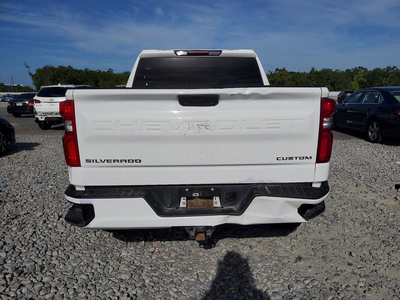 Chevrolet Silverado C1500 Custom