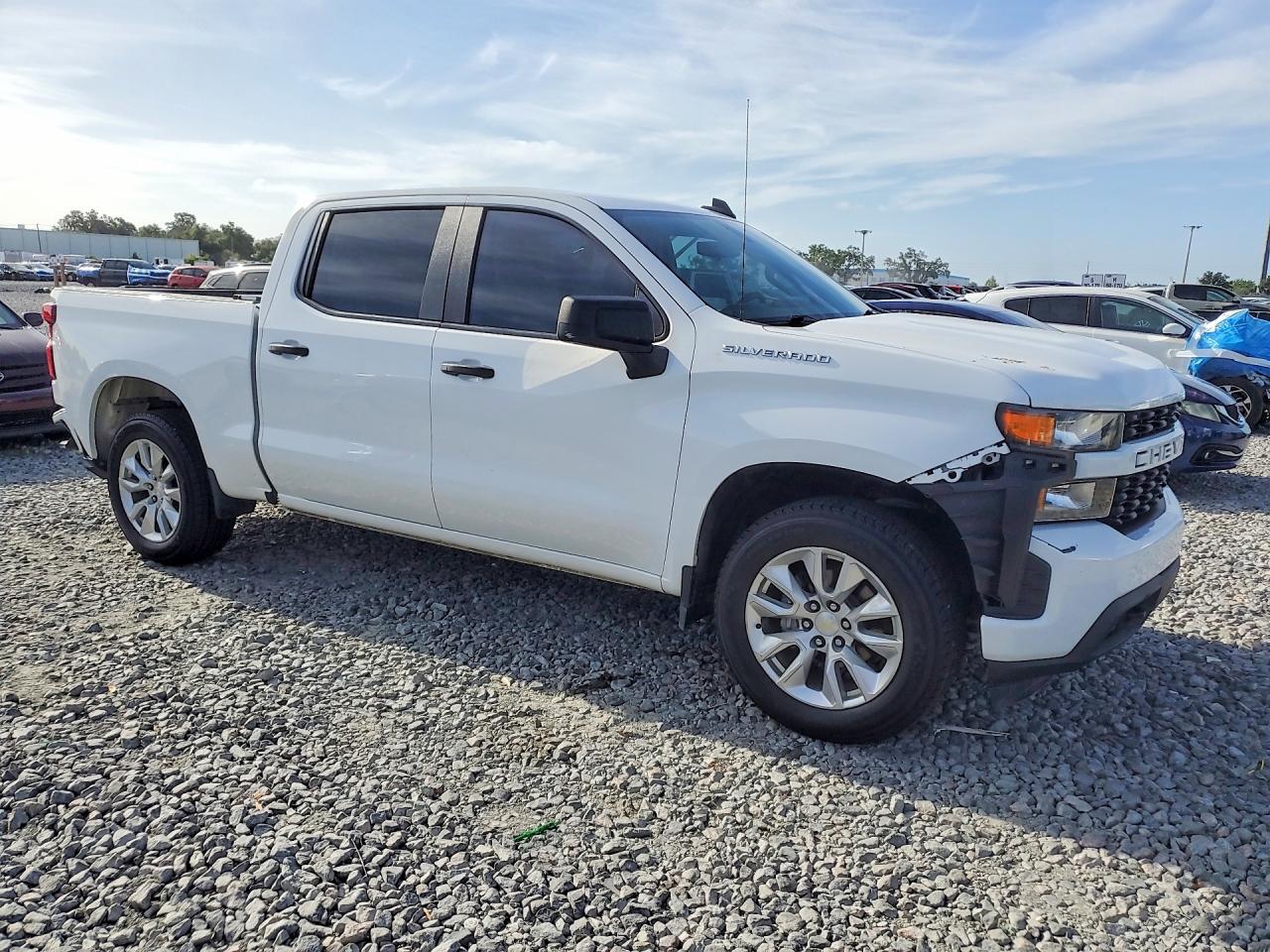 Chevrolet Silverado C1500 Custom