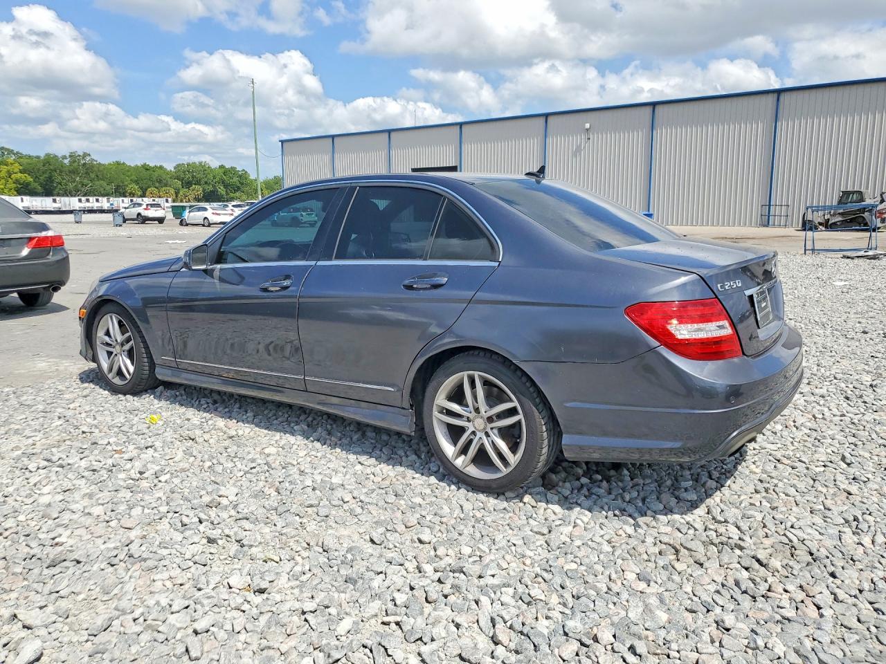 Mercedes-Benz C-Class 250