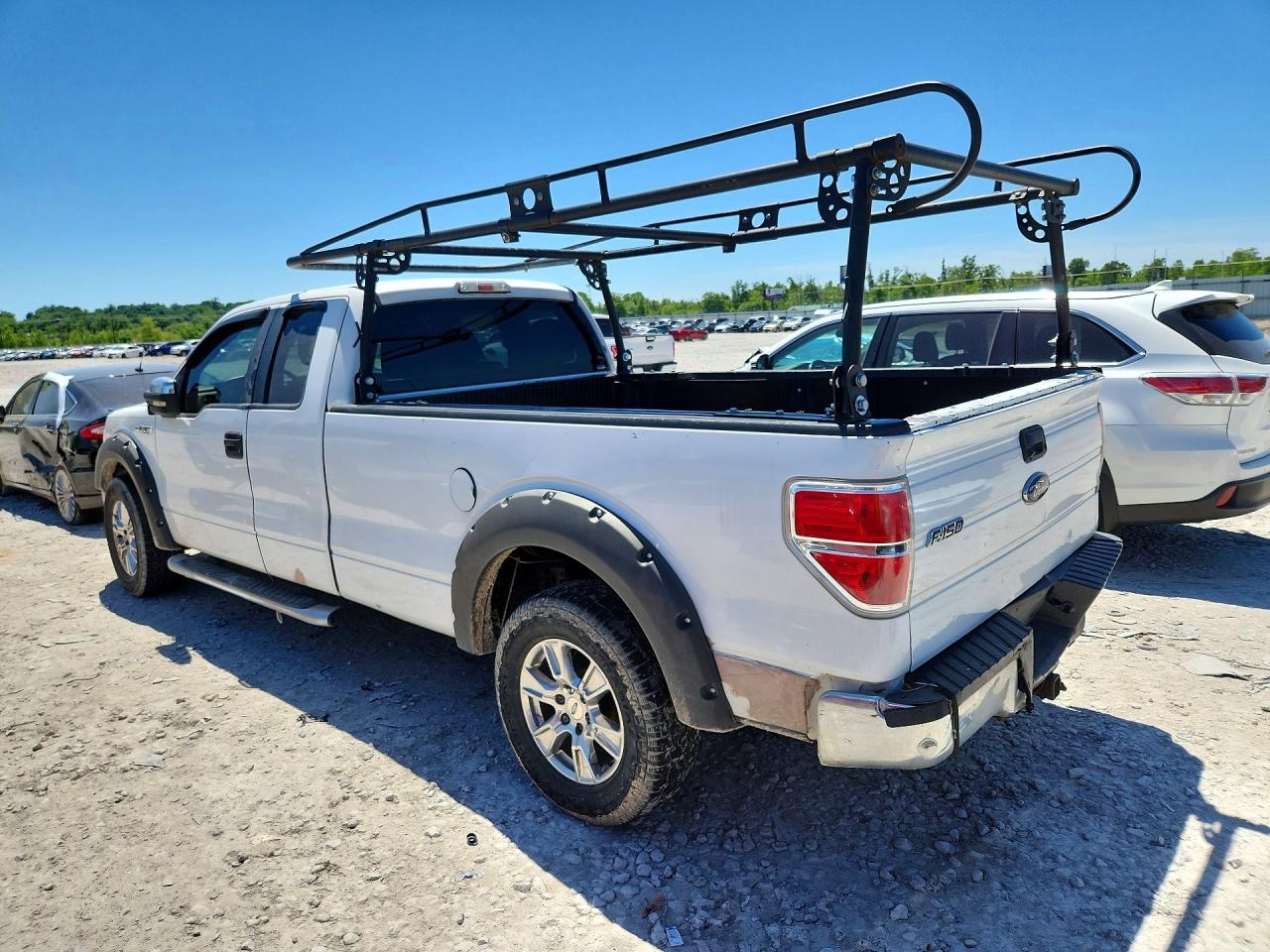 Ford F-150 Super Cab