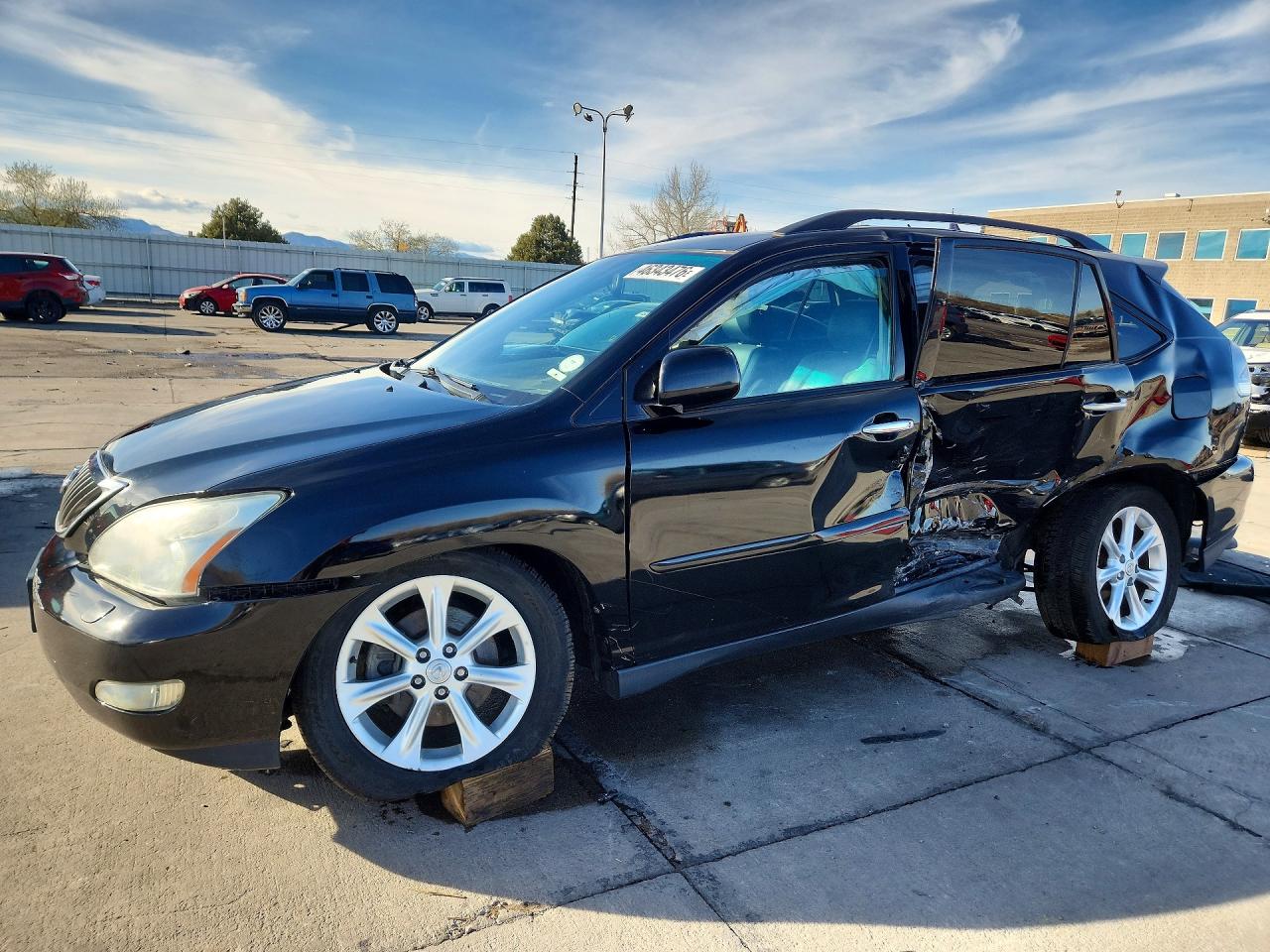Salvage Lexus RX Image