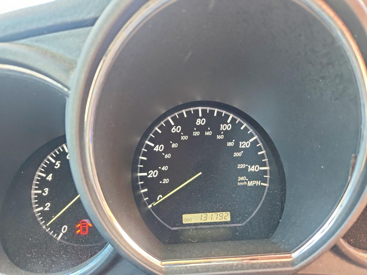 Lexus RX Base