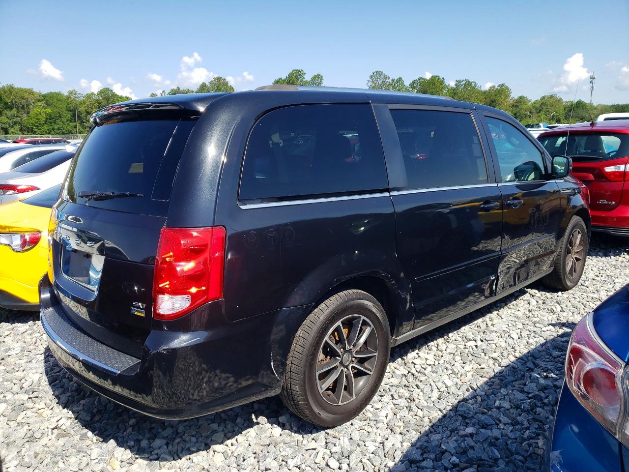 Dodge Caravan Sxt