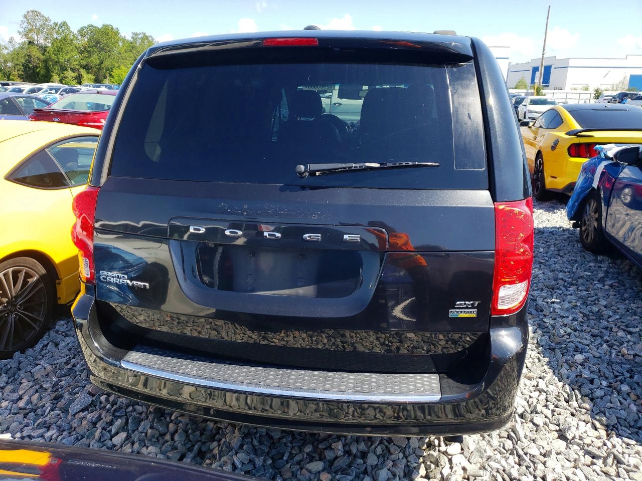 Dodge Caravan Sxt
