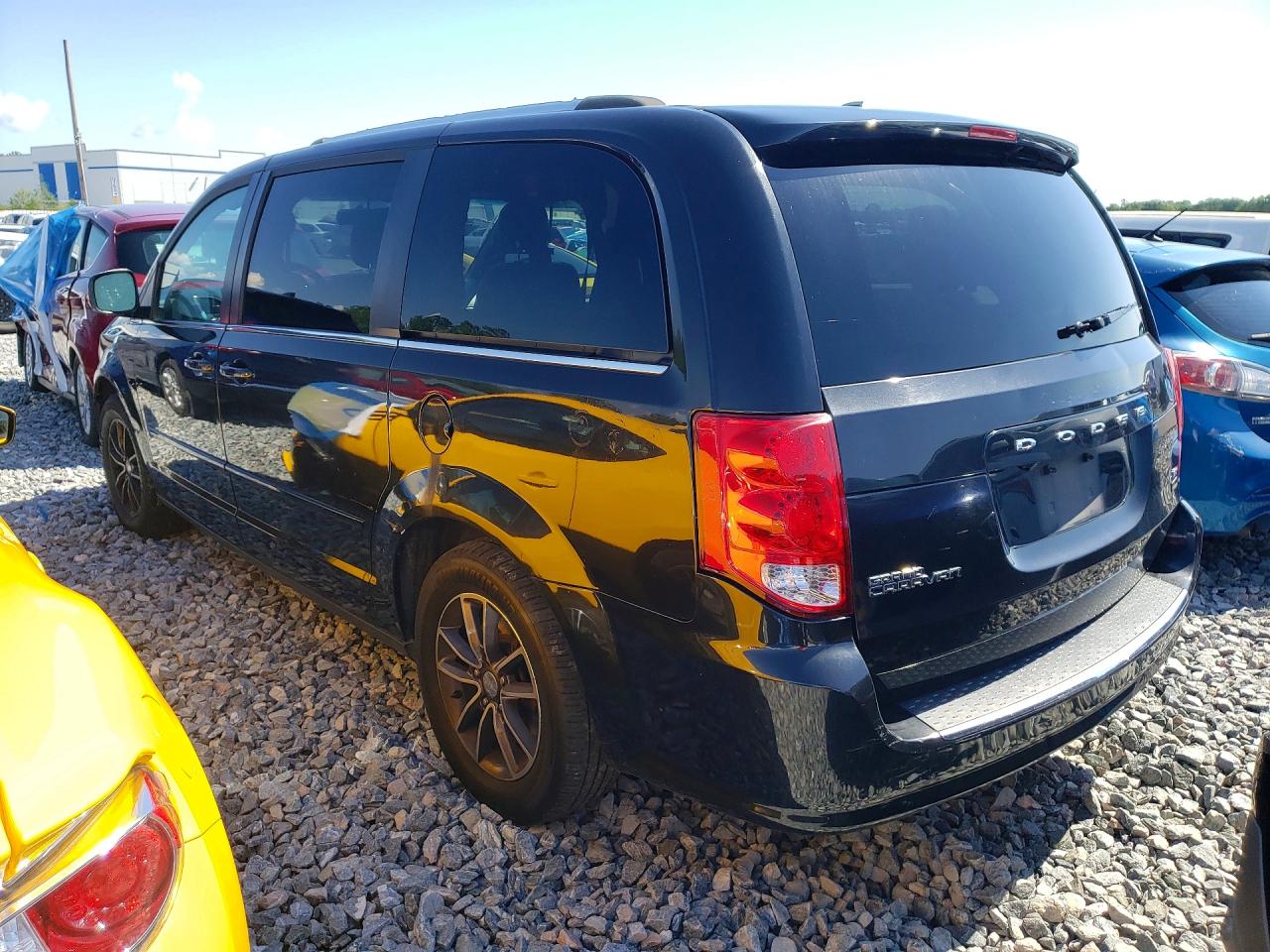 Dodge Caravan Sxt