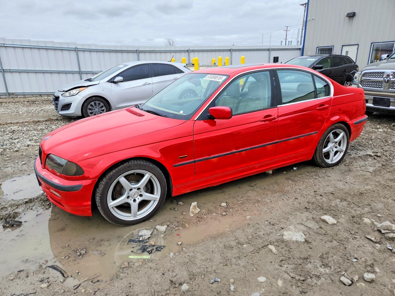 Salvage BMW 3 Series Image