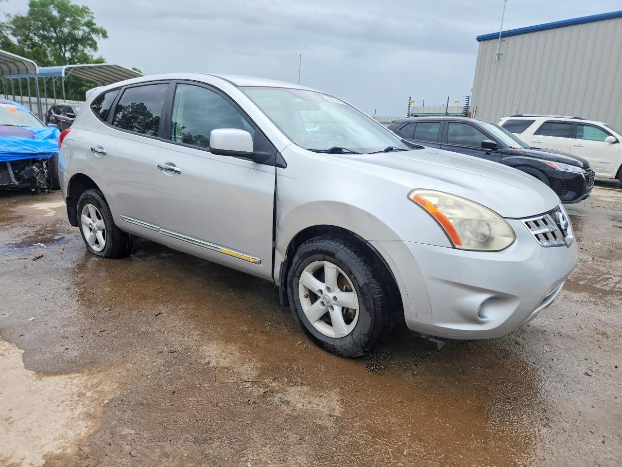 Nissan Rogue S