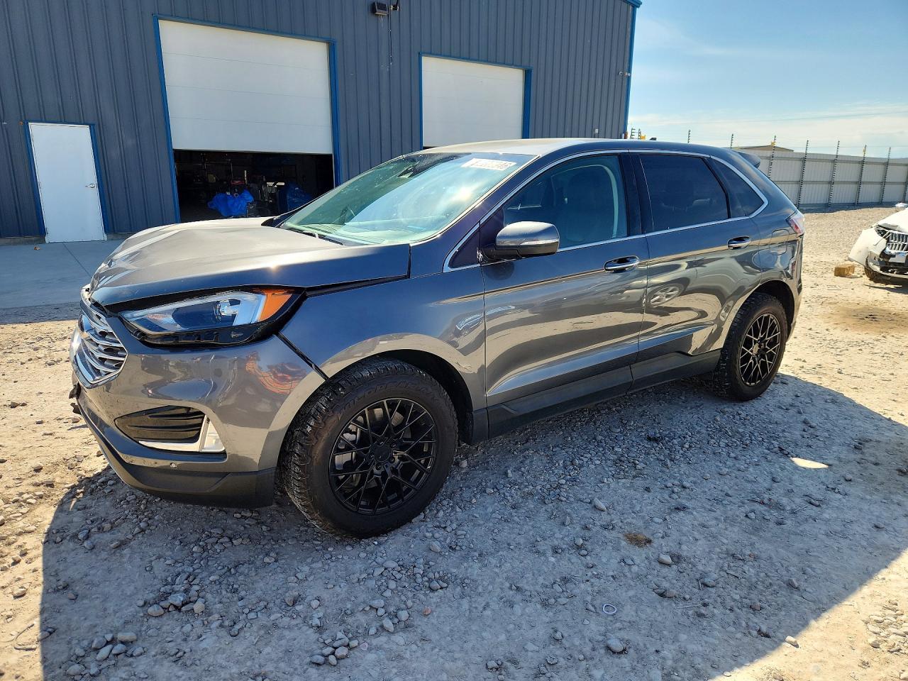 Salvage Ford Edge Image