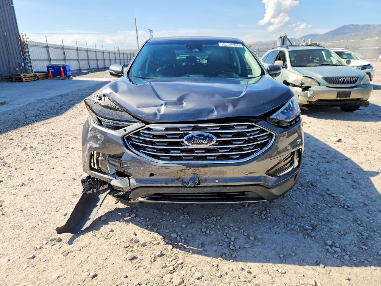 Ford Edge Titanium
