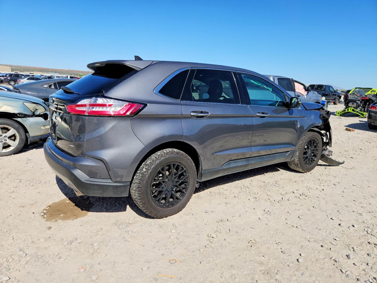 Ford Edge Titanium