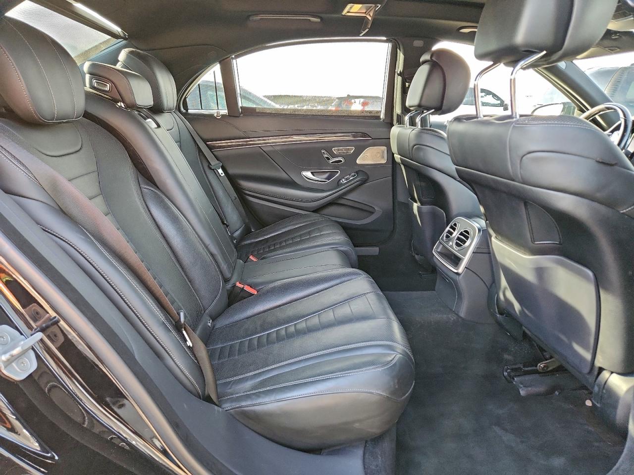 Mercedes-Benz S-Class 550 4matic