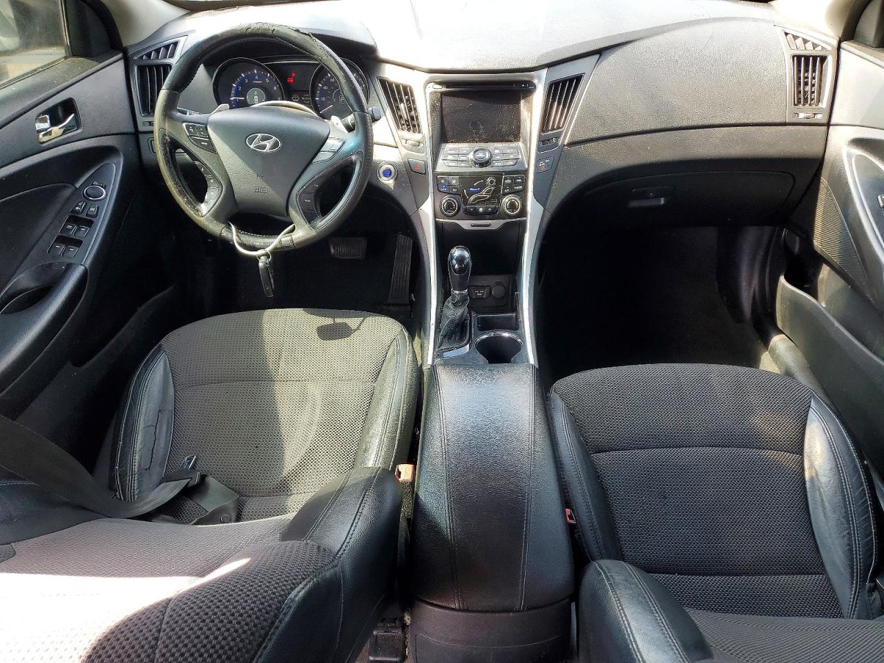 Hyundai SONATA Se 2.0t
