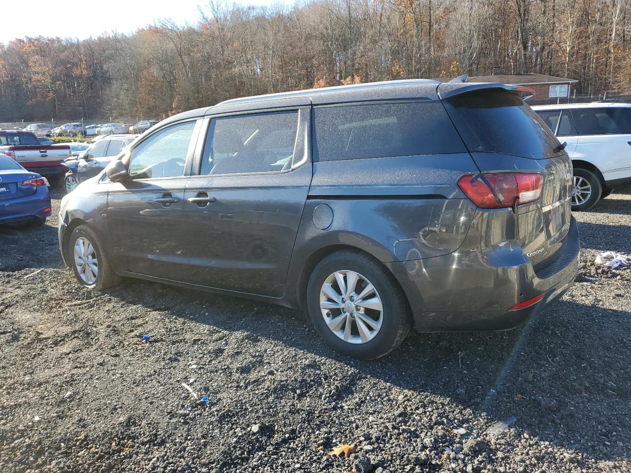 Kia Sedona Lx