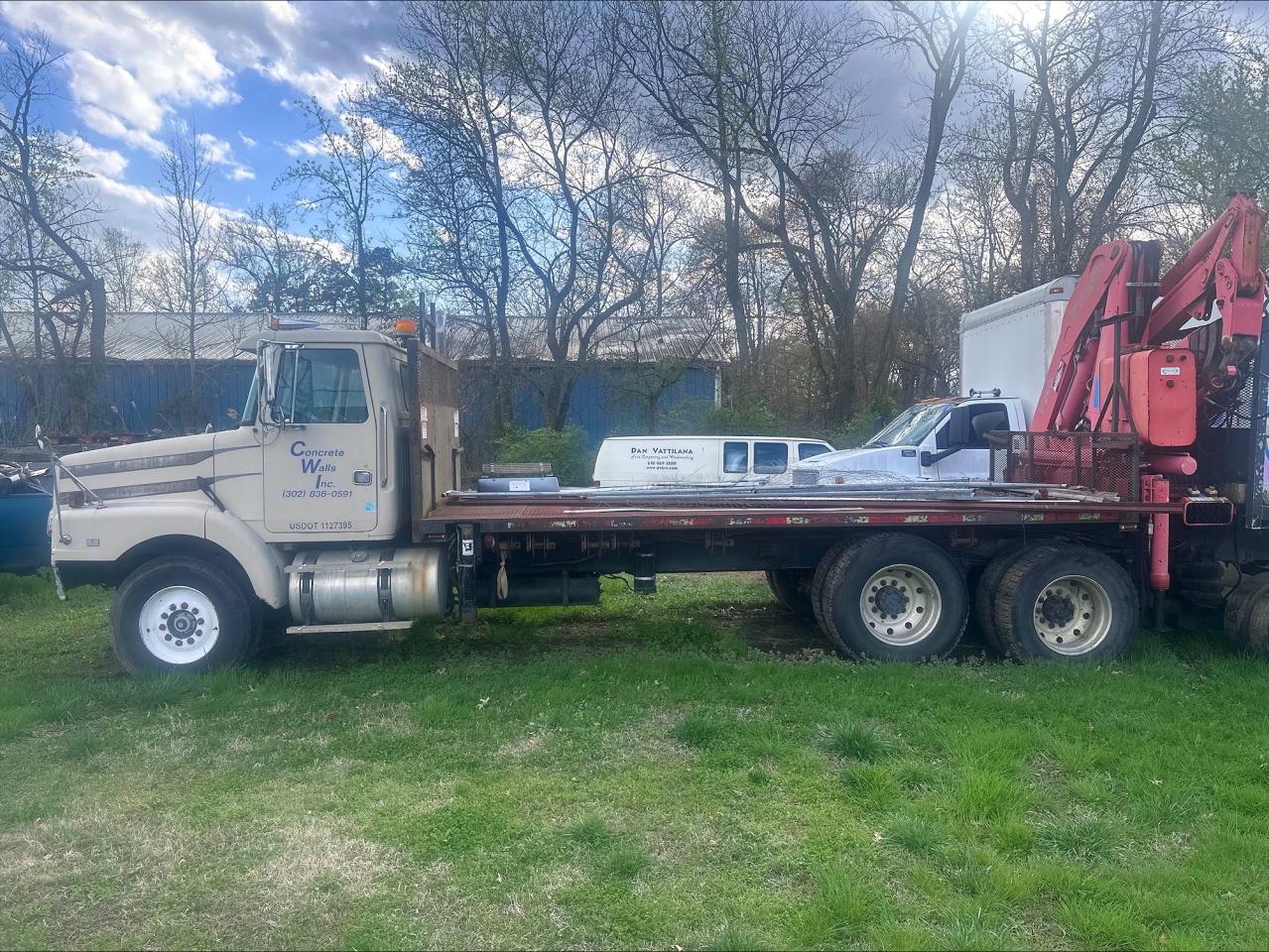 White Gmc Conventional Wg