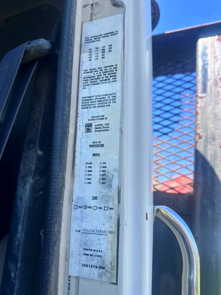 White Gmc Conventional Wg