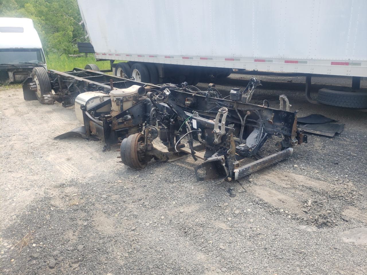 Salvage Volvo Vn Image