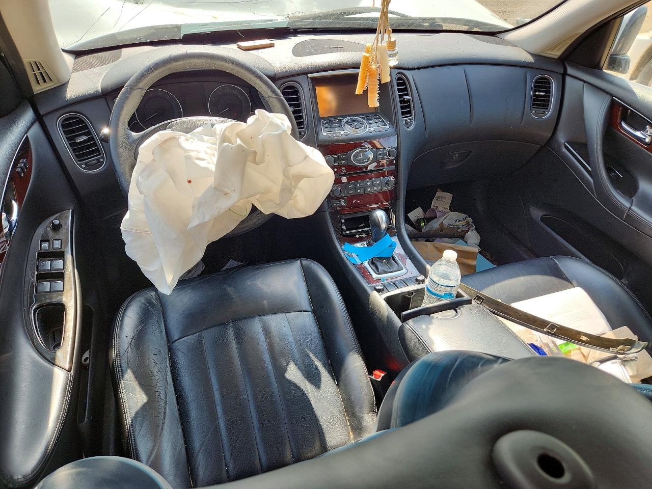INFINITI Qx Base