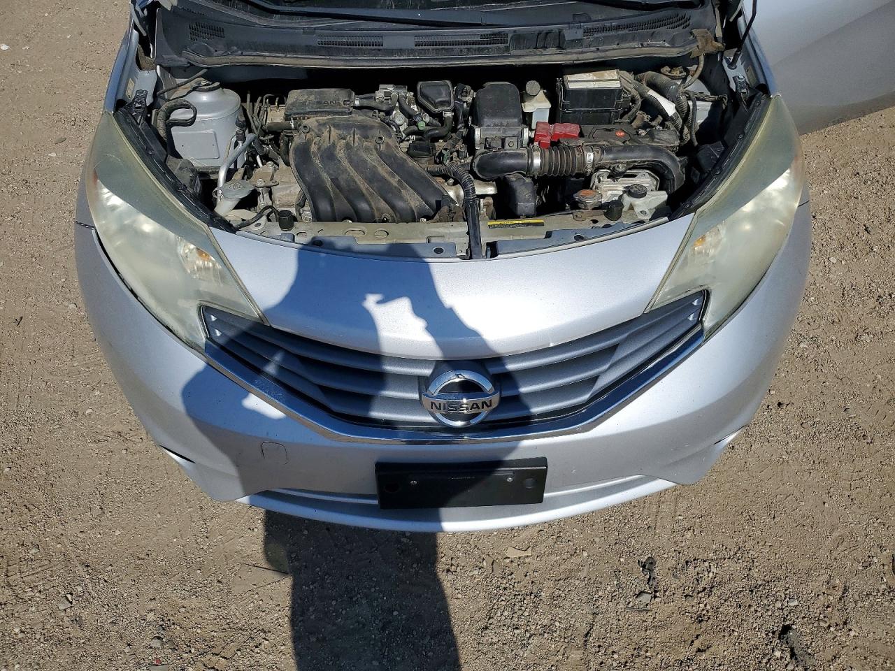 Nissan Versa S