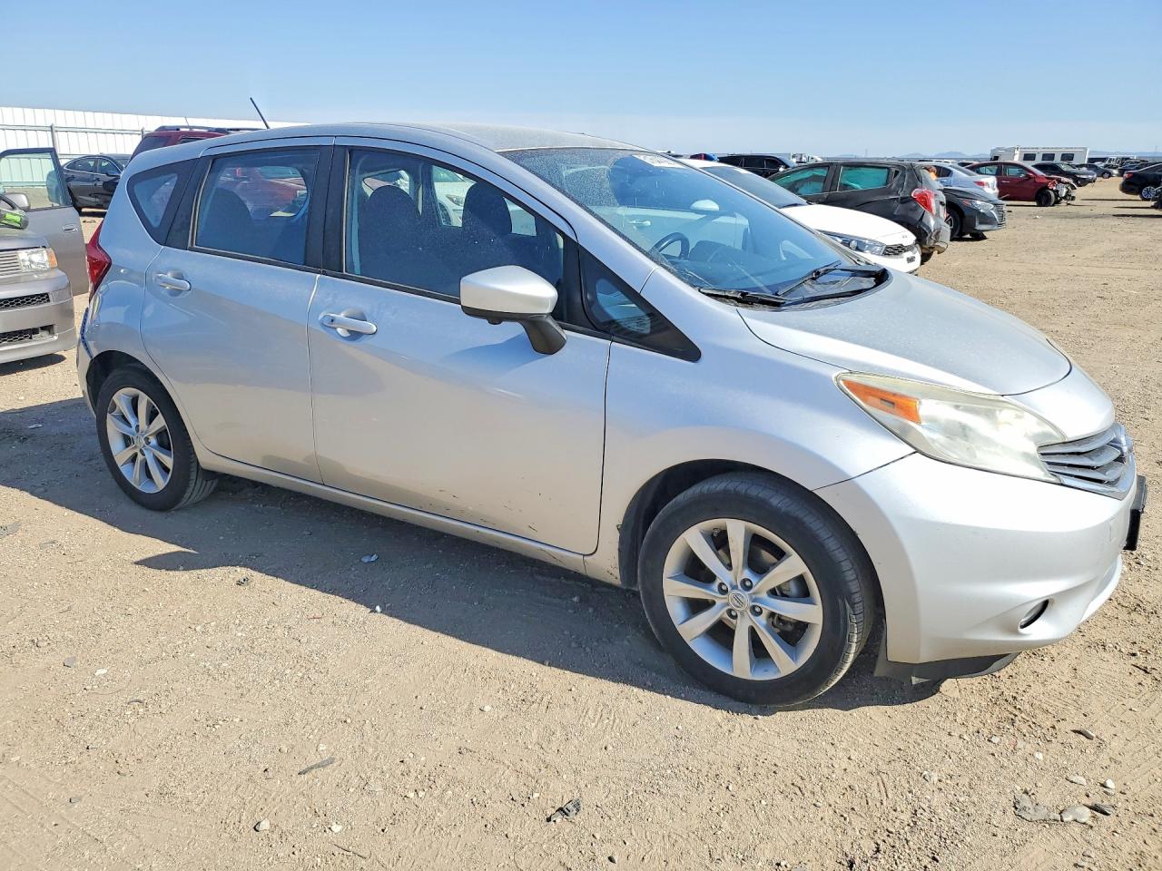 Nissan Versa S