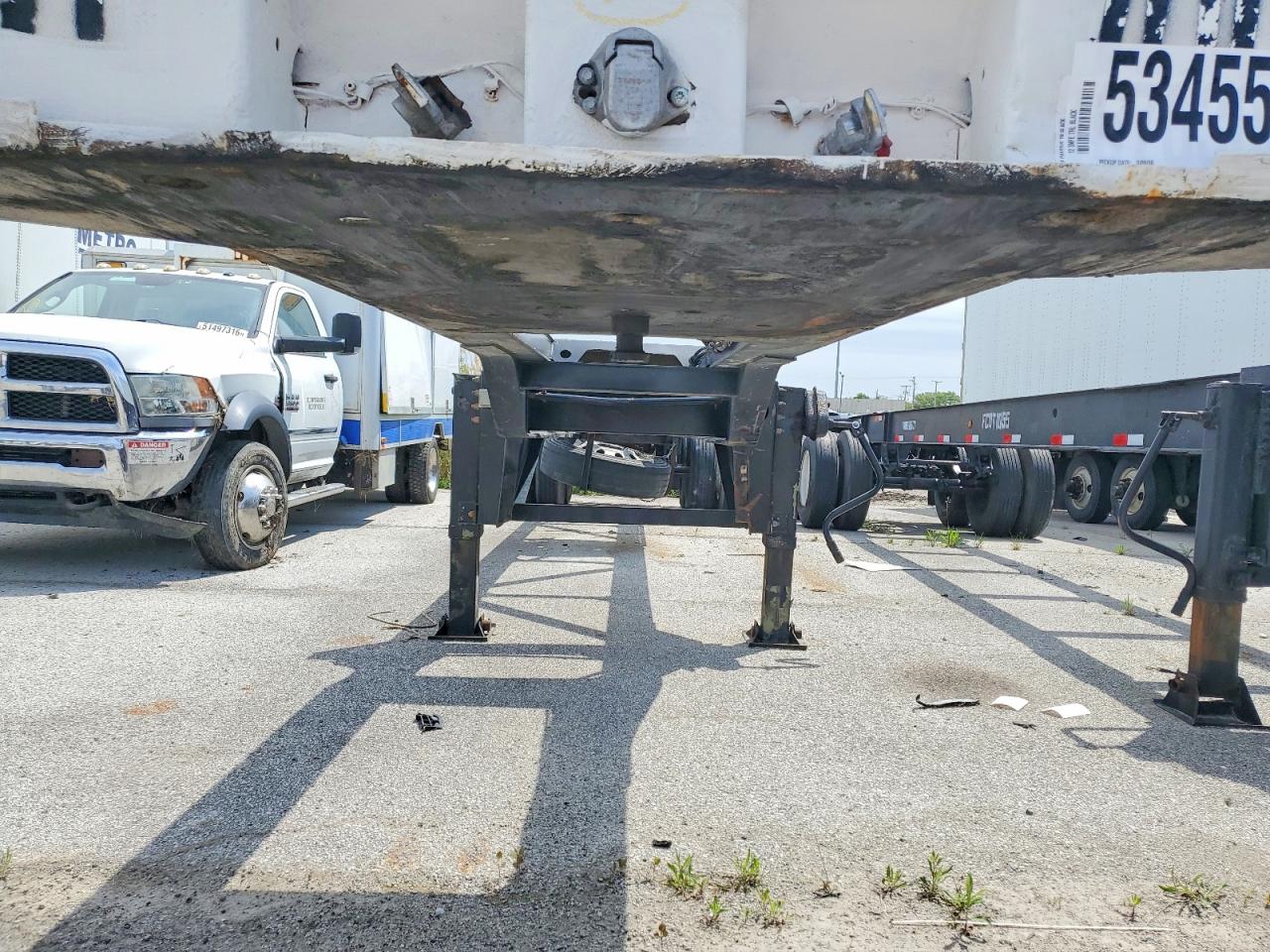 Stoughton Chassis