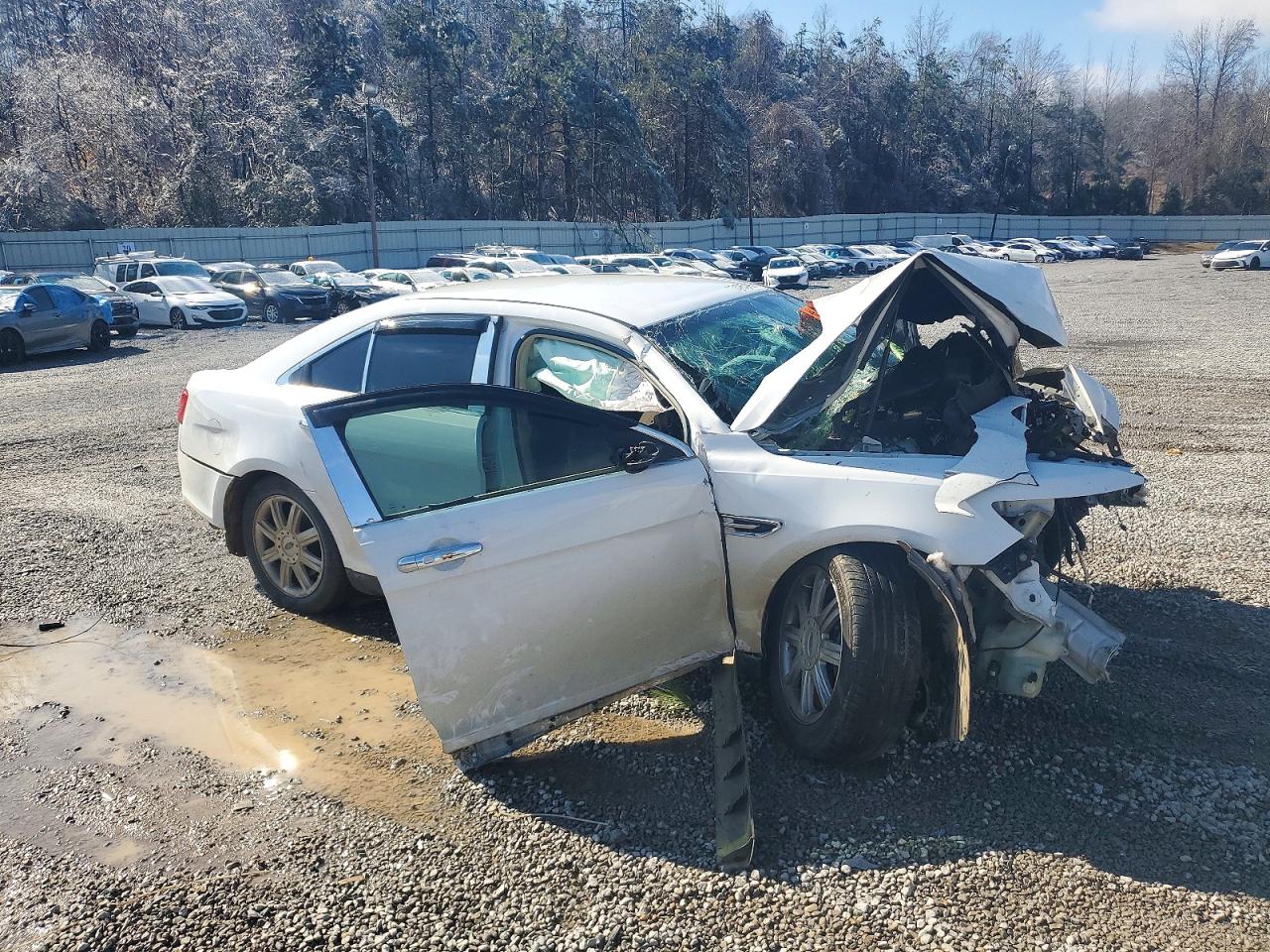 Ford Taurus Se