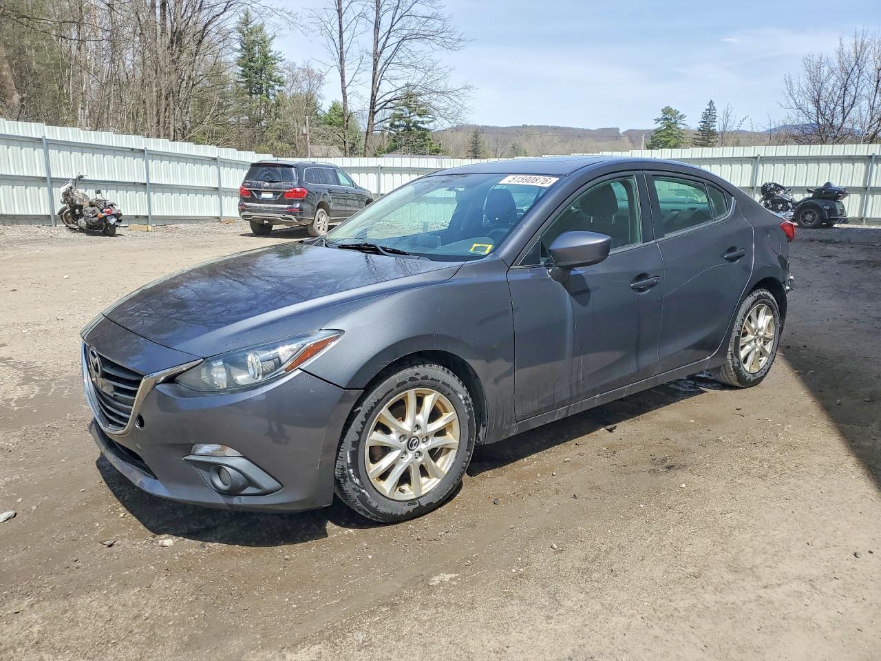 Salvage Mazda 3 Image