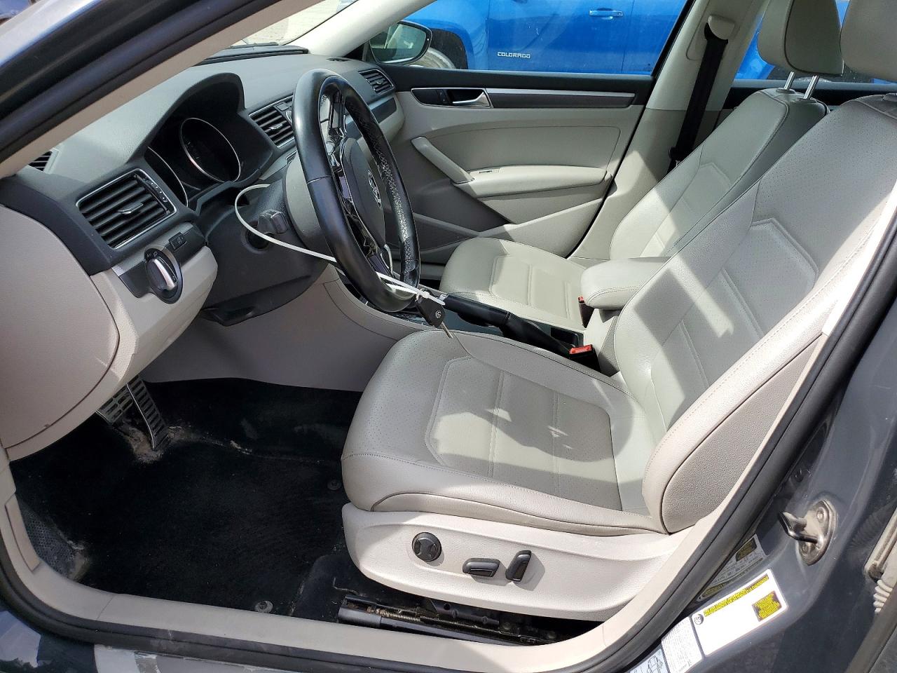 Volkswagen Passat R-line