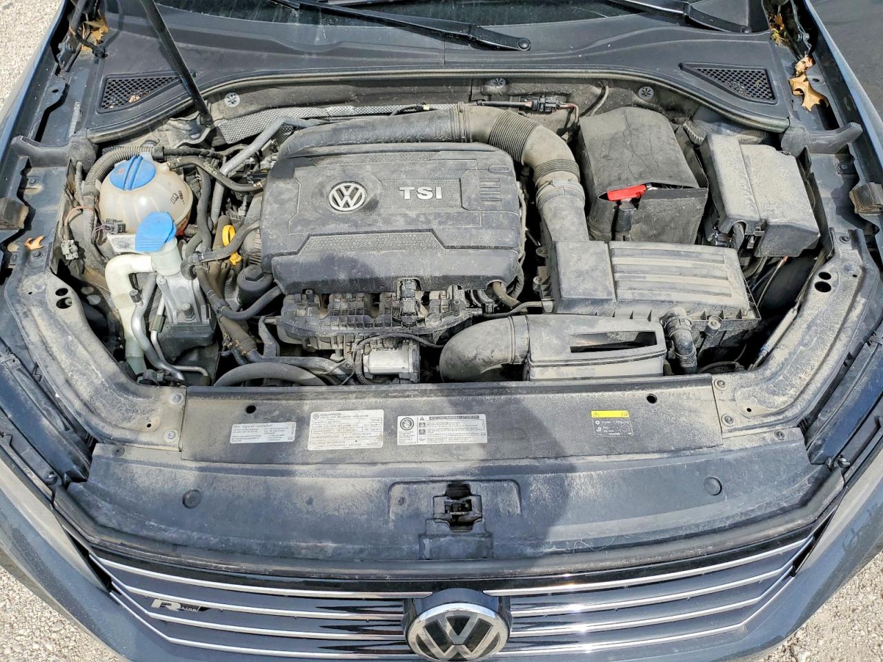 Volkswagen Passat R-line