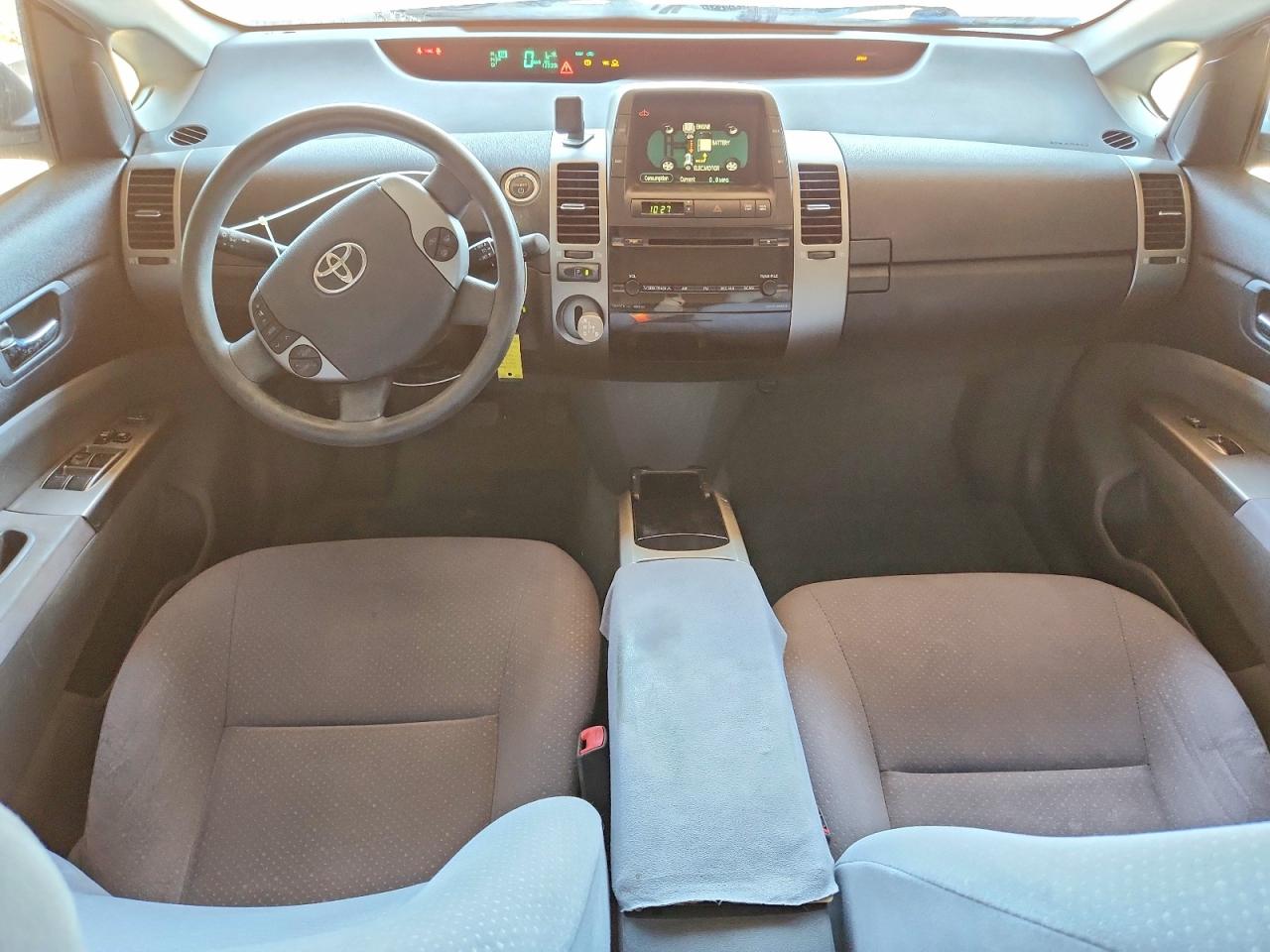 Toyota Prius Base