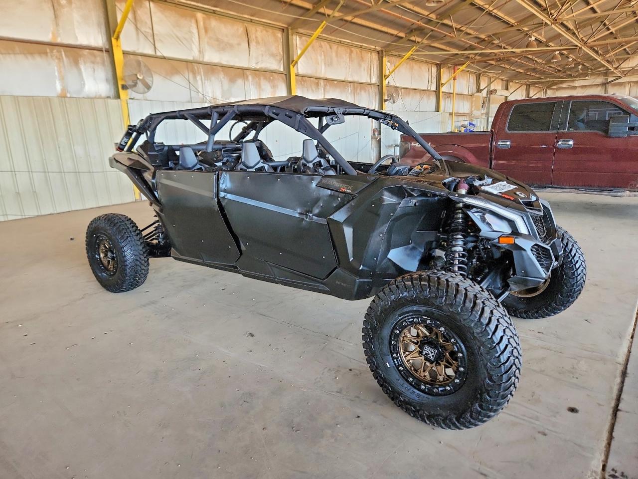 Salvage Can-Am Maverick X3 Max Image