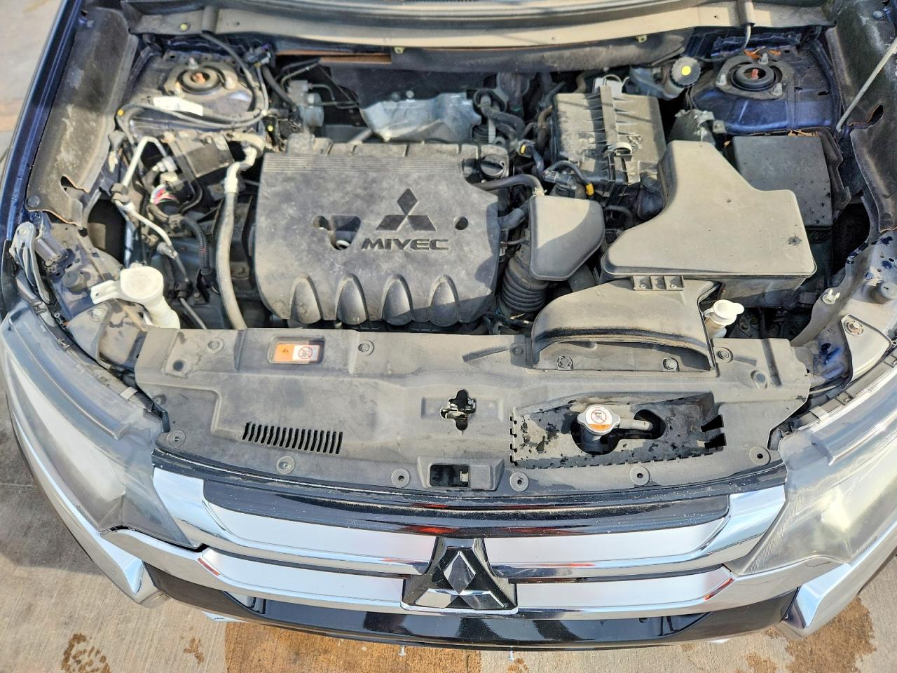 Mitsubishi Outlander Es