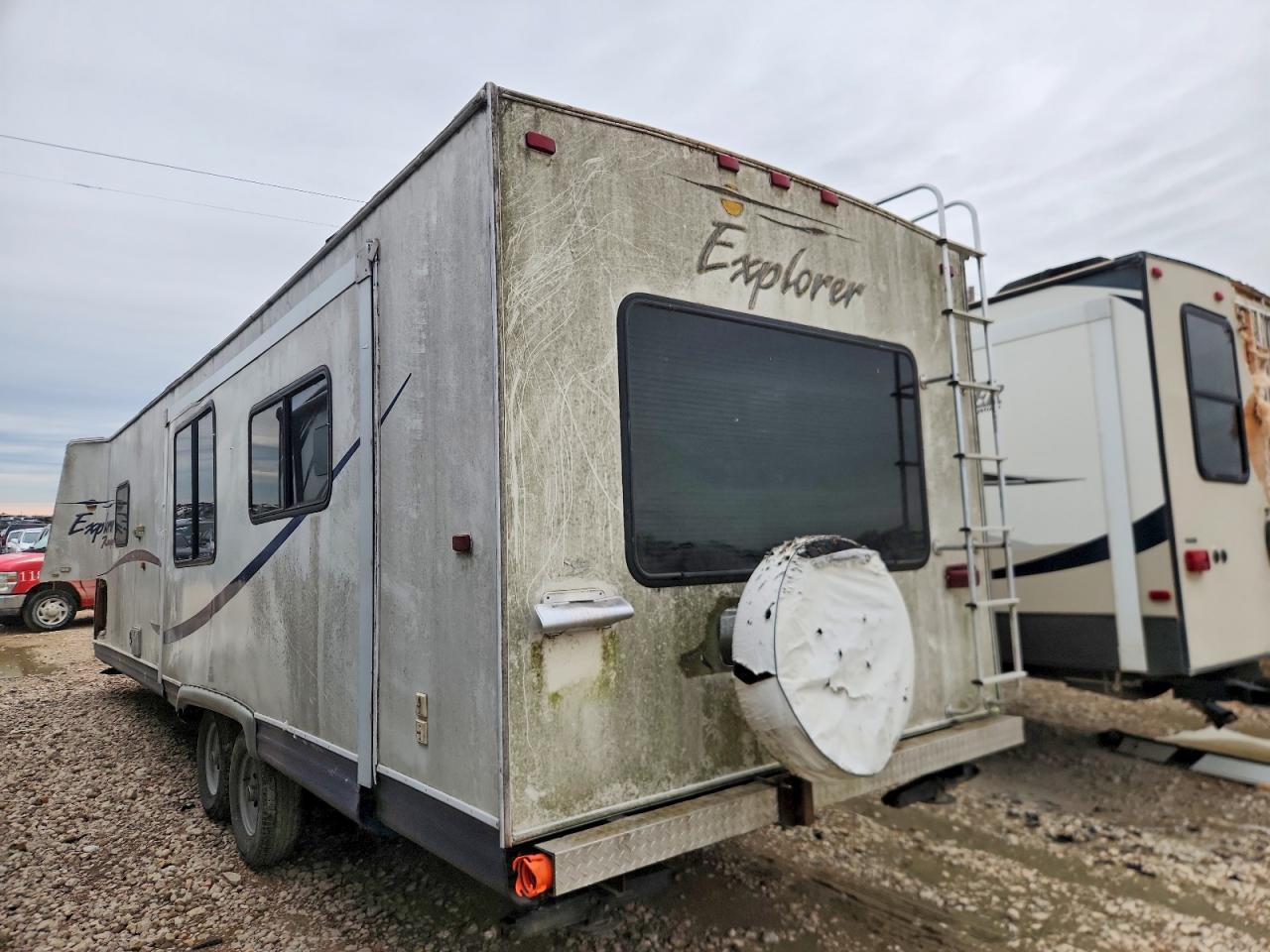 E wtrilers Scout M 27