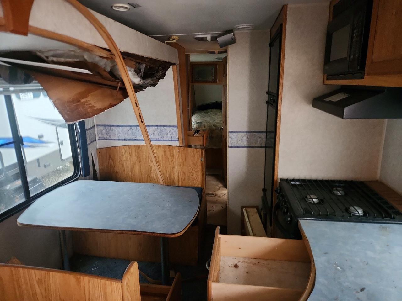 E wtrilers Scout M 27
