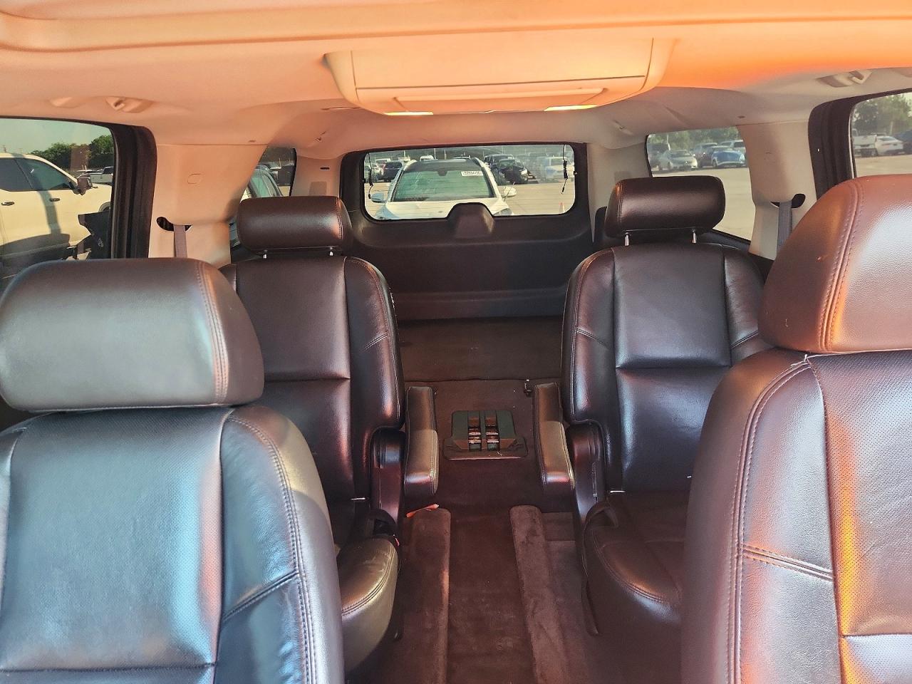 Chevrolet Suburban C1500 Ltz