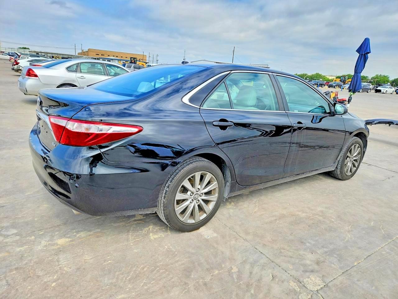 Toyota Camry Xle
